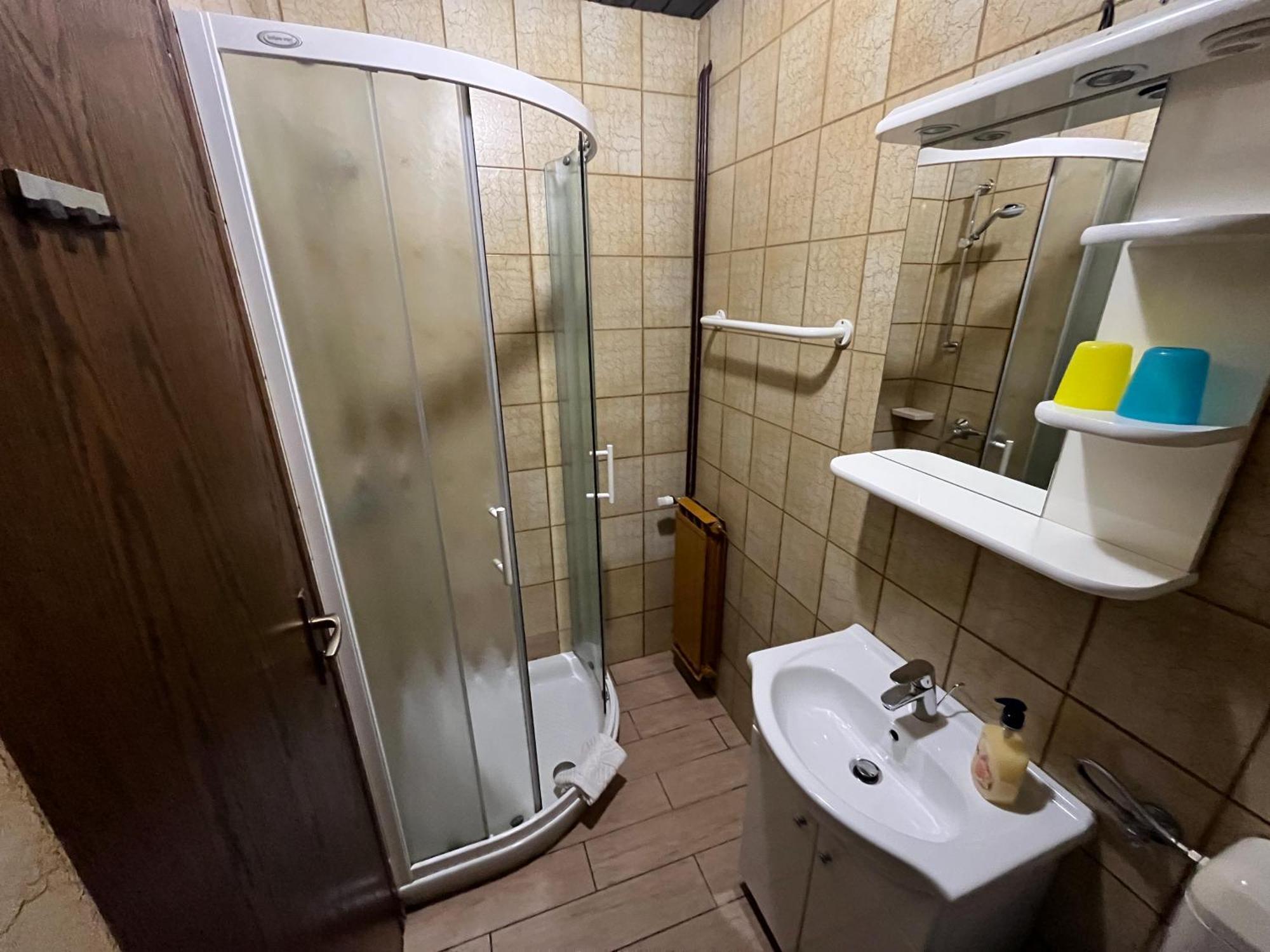 Sara'S Guesthouse Bled Room photo